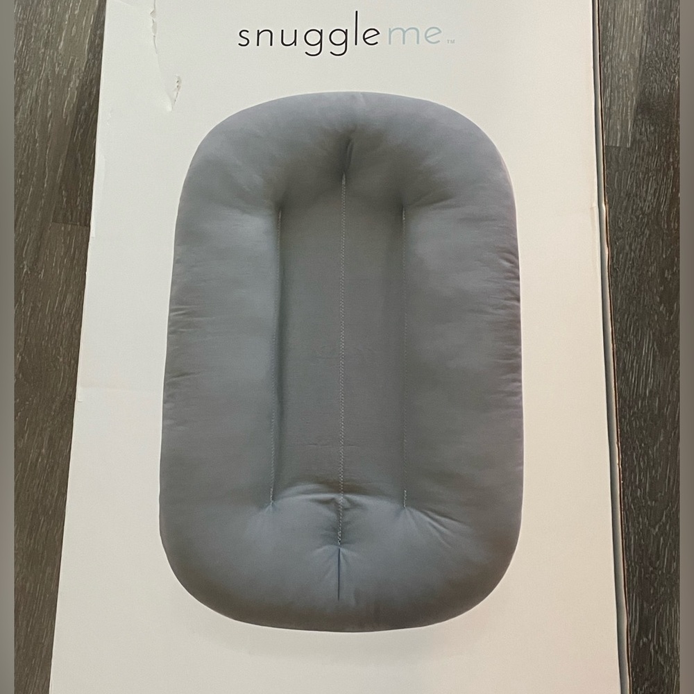 Snuggle me lounger